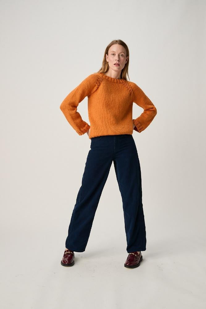 Sirdar Knitting Pattern 10972 - Propagate Raglan Sweater in Loveful Bio Blend Chunky