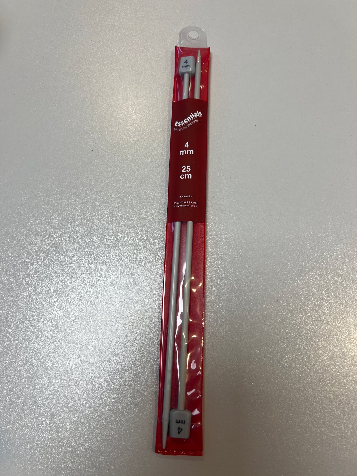 Essentials Whitecroft Aluminium Knitting Pin. 4mm
