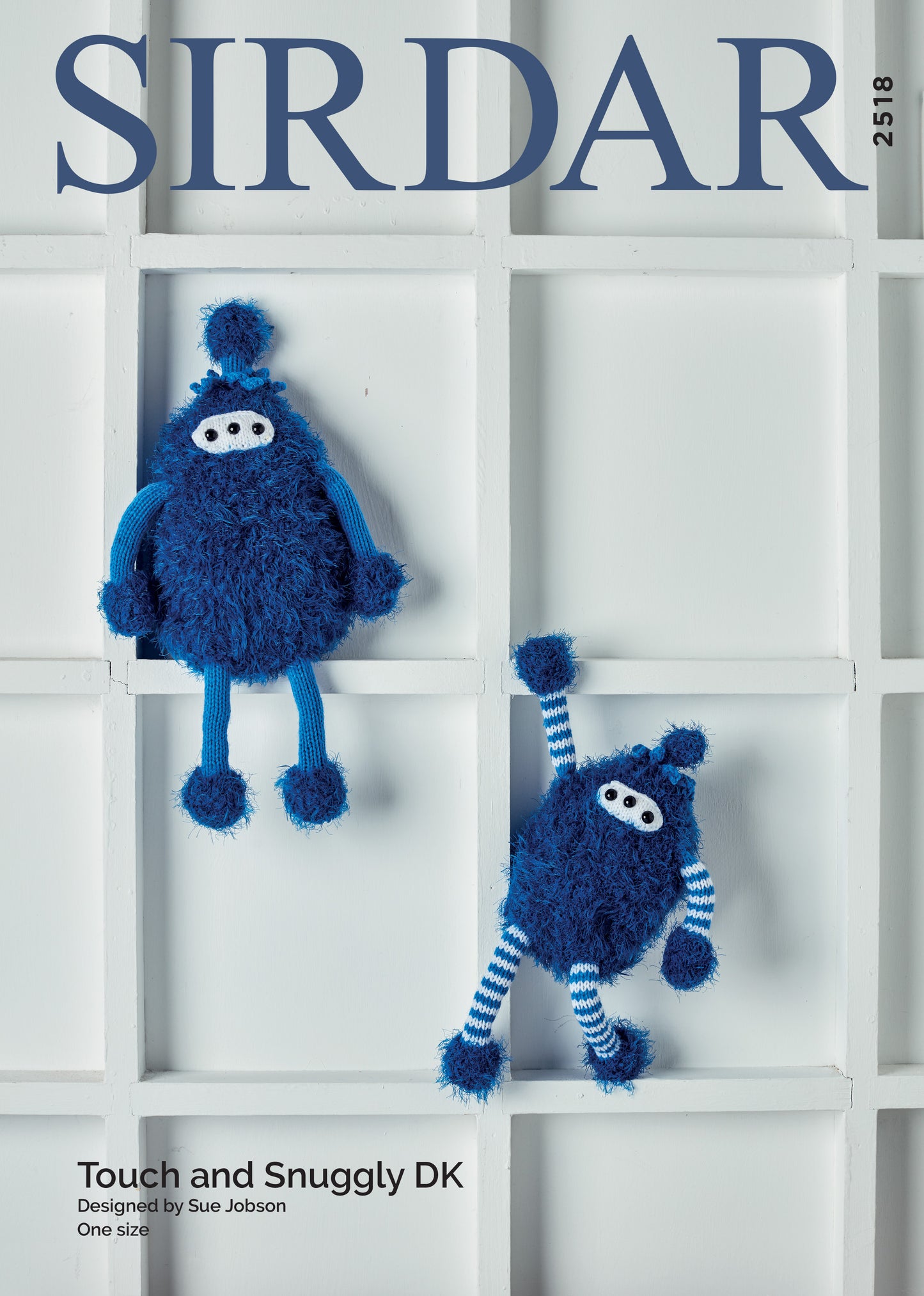 Sirdar Pattern 2518 - Aliens-Sirdar tounch & snuggly DK - Product image