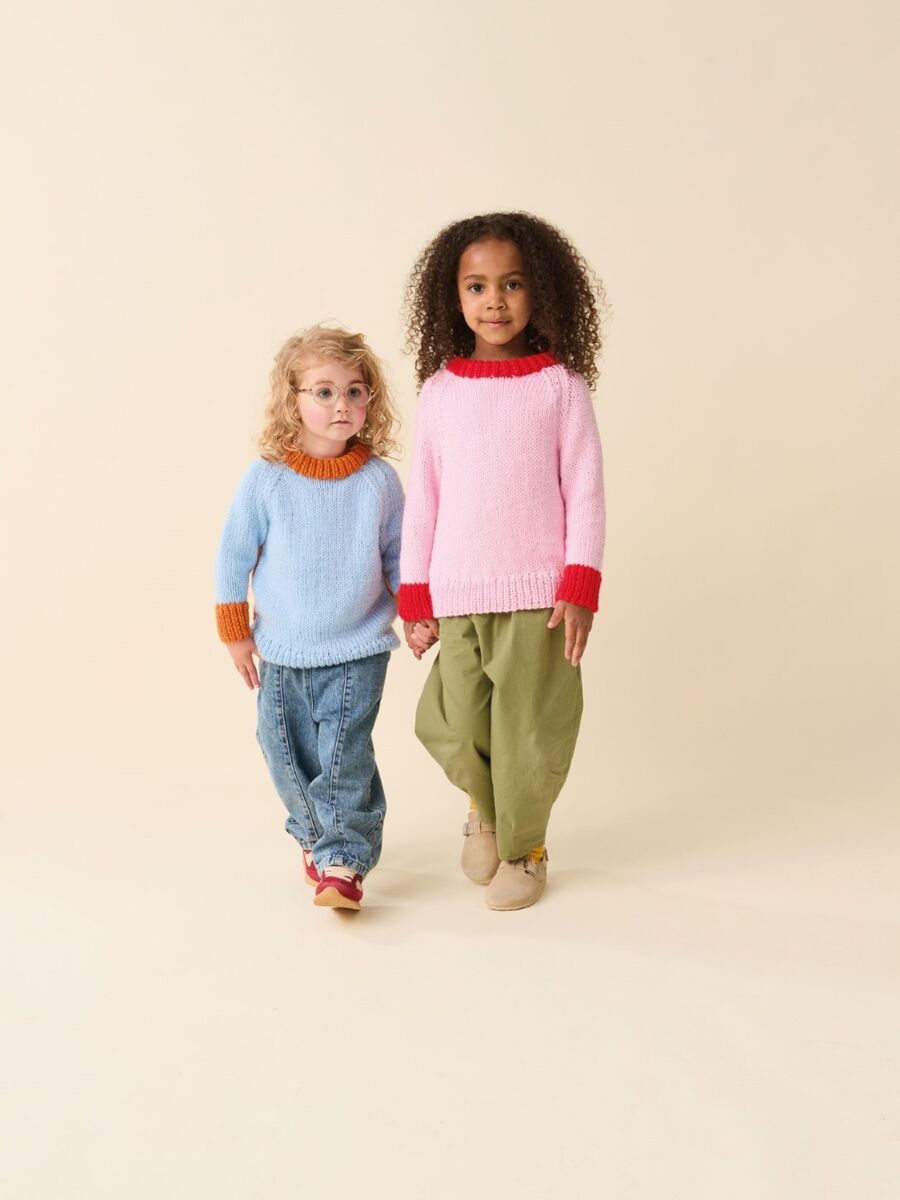 Sirdar F077 Takk Sweater