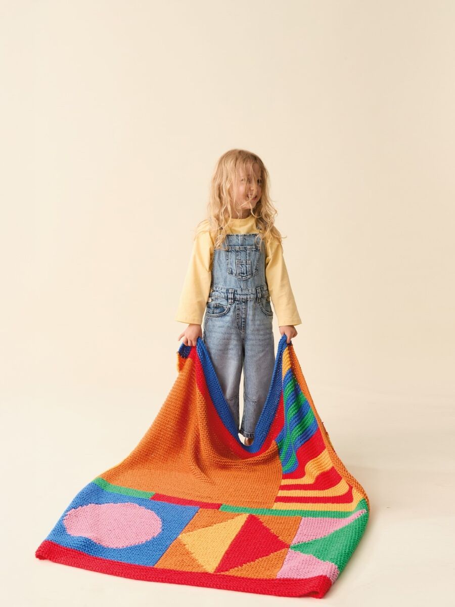 Sirdar F077 Scandi Shapes Blanket