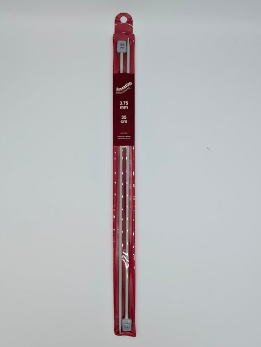 Knitting needles 3.75mm - close up detail