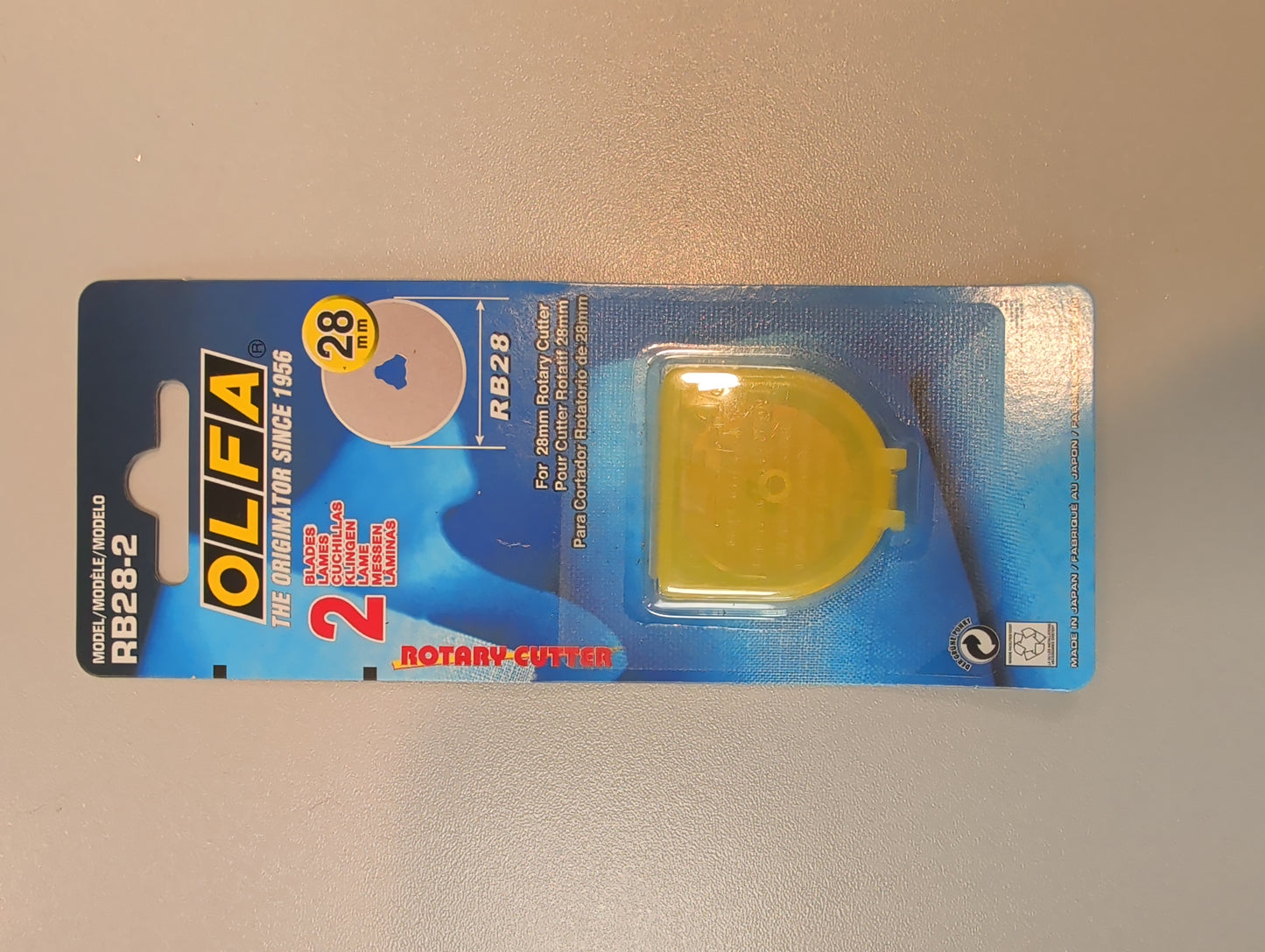 Rotary cutter replacement blade