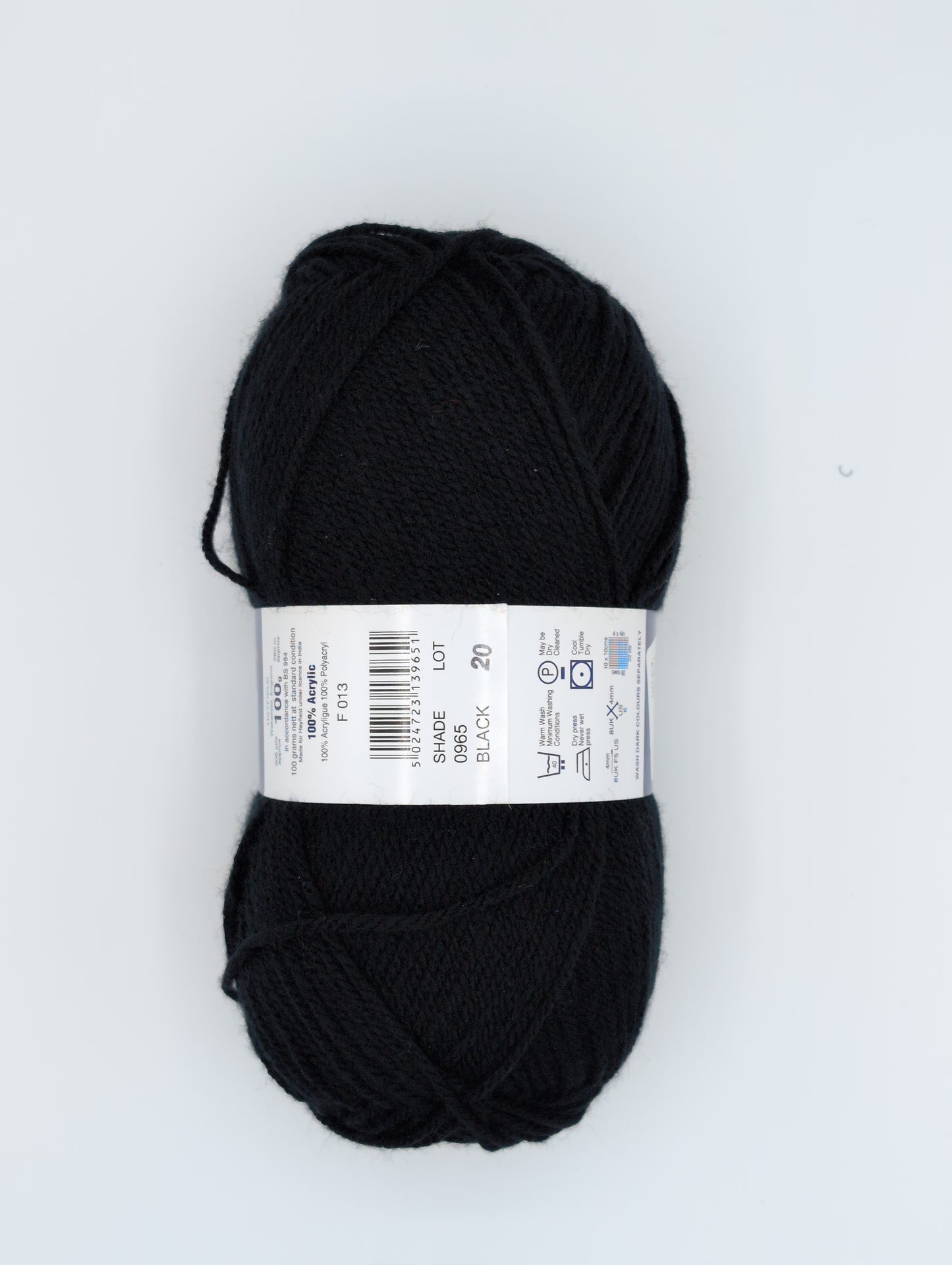 Knitting yarn in black - close up detail