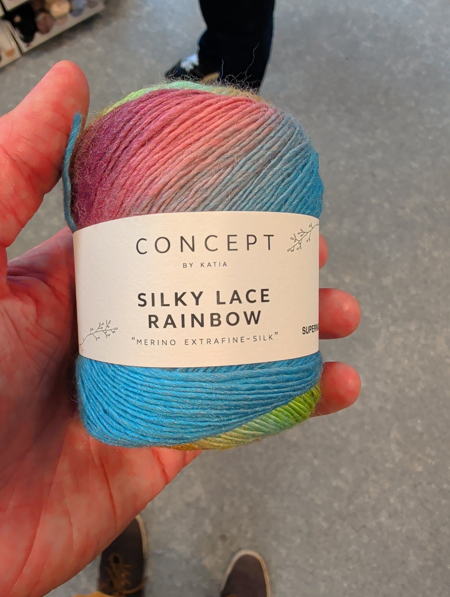 Katia Silky Lace Rainbow - 305