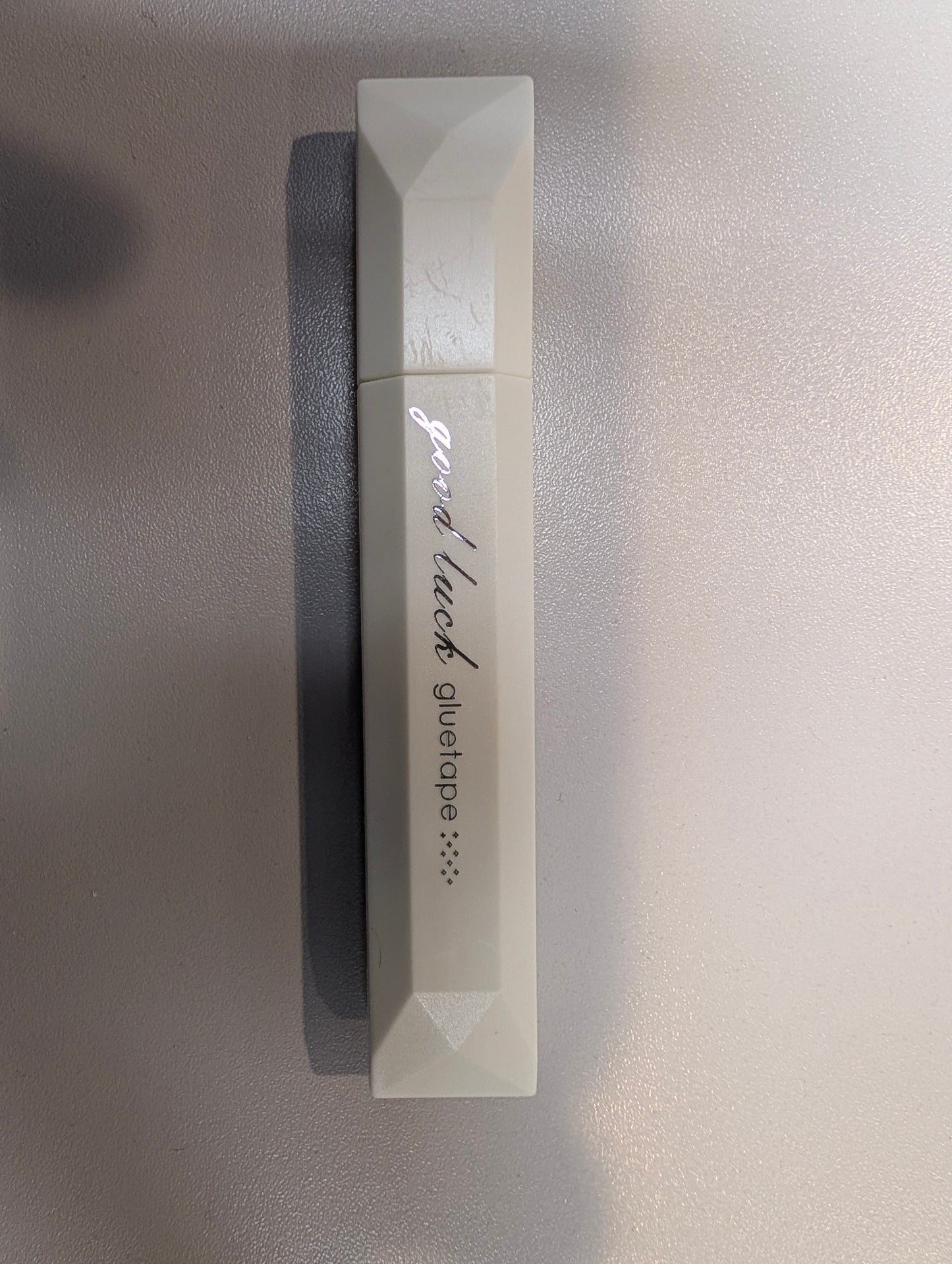 Double sided tape pen