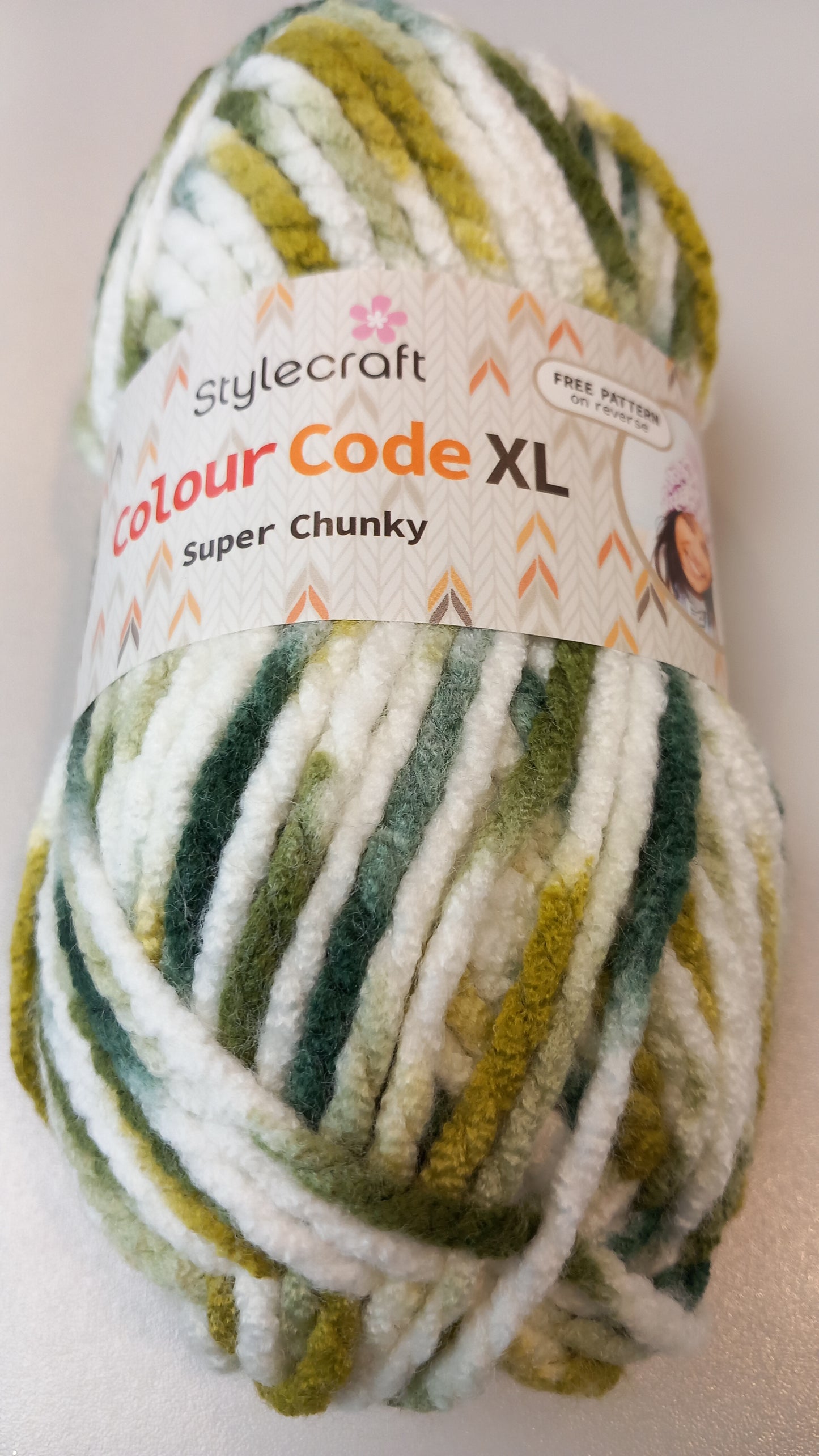 Stylecraft yarn in green - texture detail