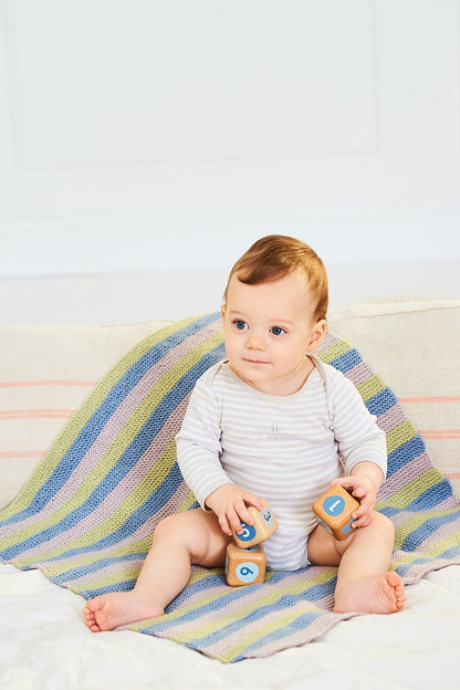 Stylecraft Bambino Pattern 10238 - Baby Blankets - image 3