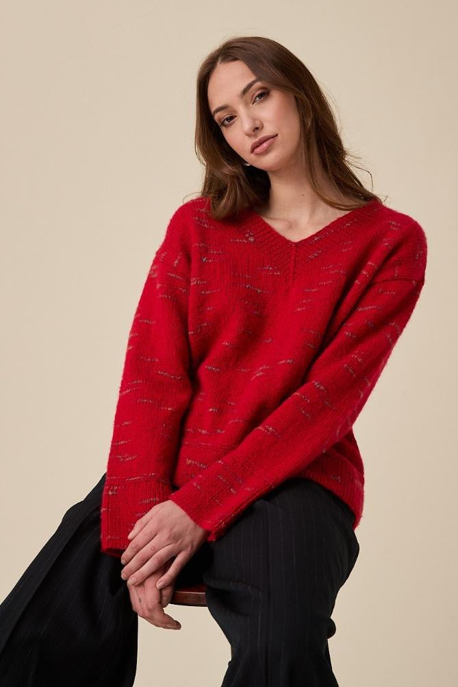 Sirdar Knitting Pattern 10956 - Firefly V Neck Sweater in Embers
