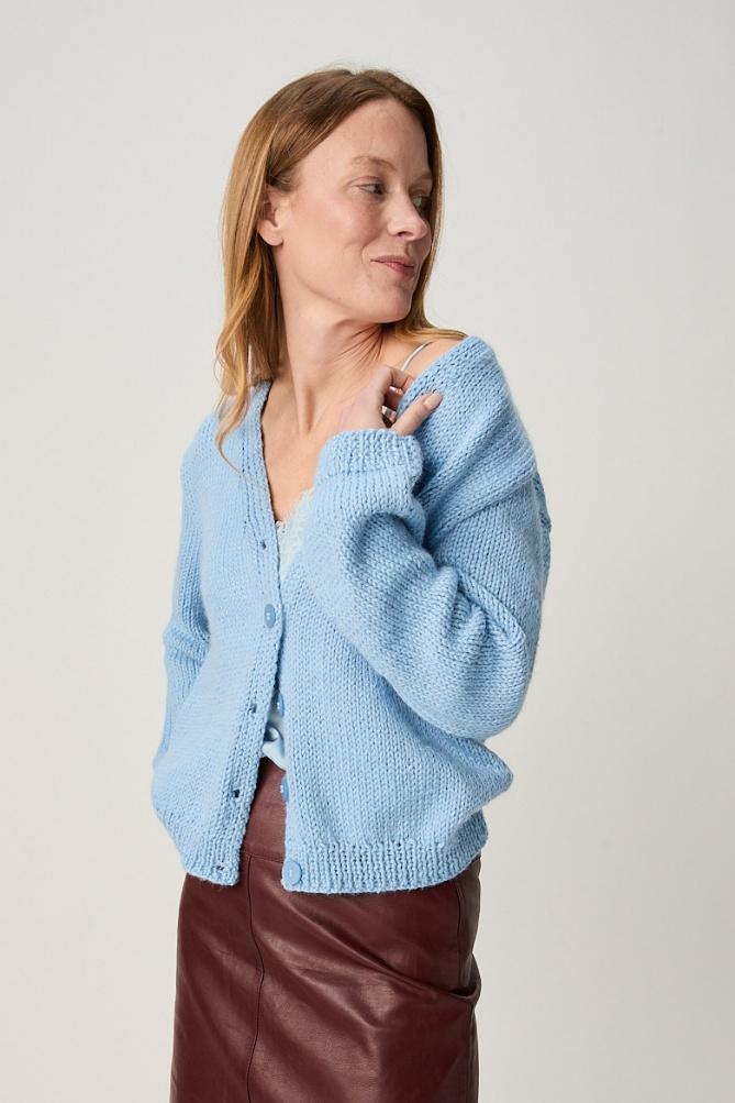 Sirdar Knitting Pattern 10967 - Stem V Neck Cardigan in Loveful Bio Blend Chunky