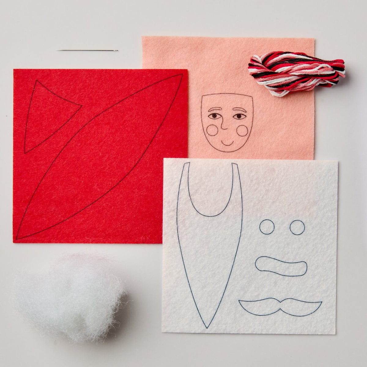 Rico Embroidery Kit - Felt Pendant - Santa Claus
