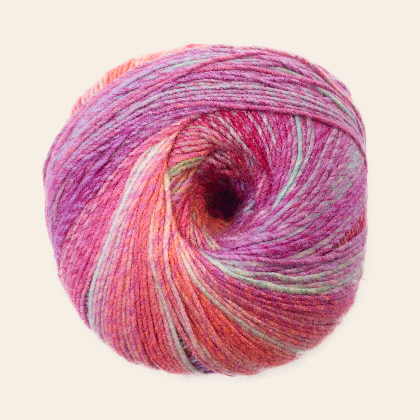 Sirdar Jewelspun - Glowing Garnet