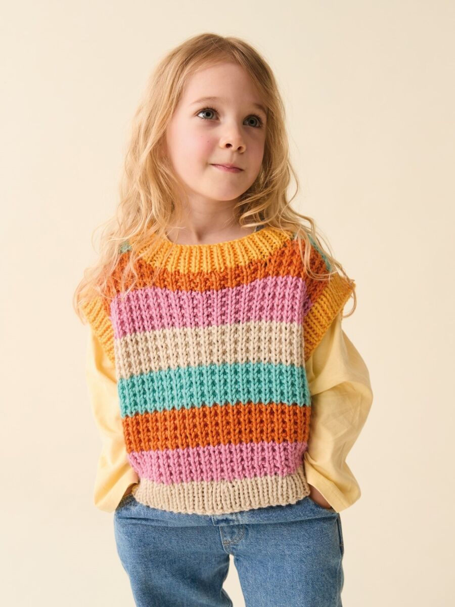 Sirdar F077 Colour Pop Pullover
