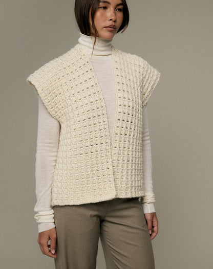 Mode at Rowan Pattern 125 - Tansy Gilet