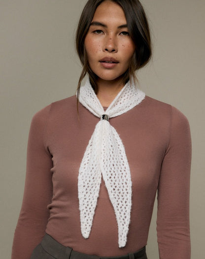 Mode at Rowan Pattern 131 - Clover Neckerchief