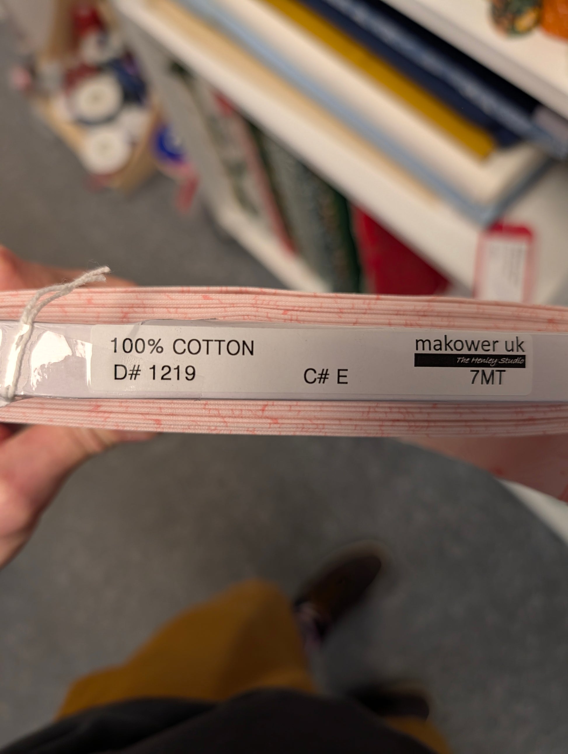 Makower UK Spectrum 100% Cotton Solid (2000/X01)