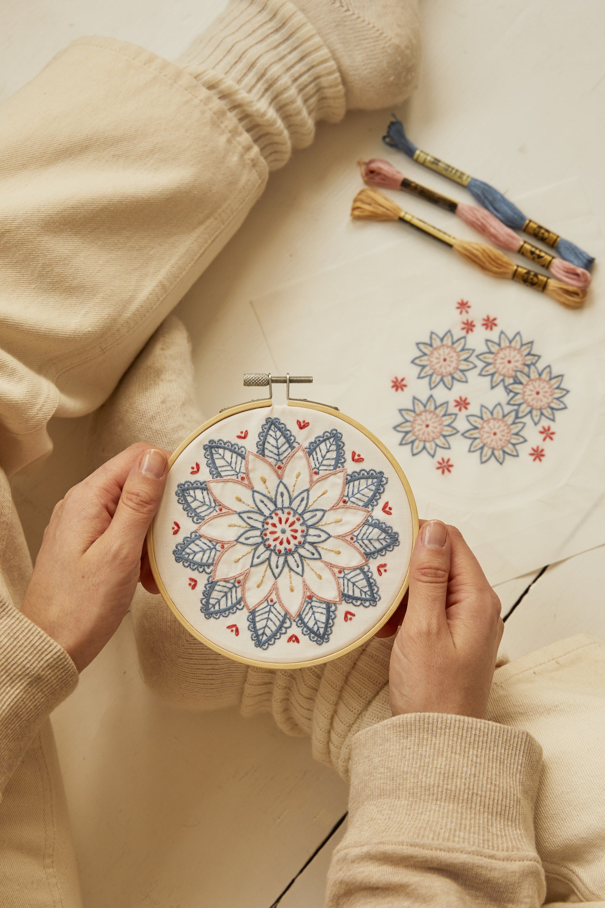 DMC The Mindful Mandala Emboridery Duo Kit