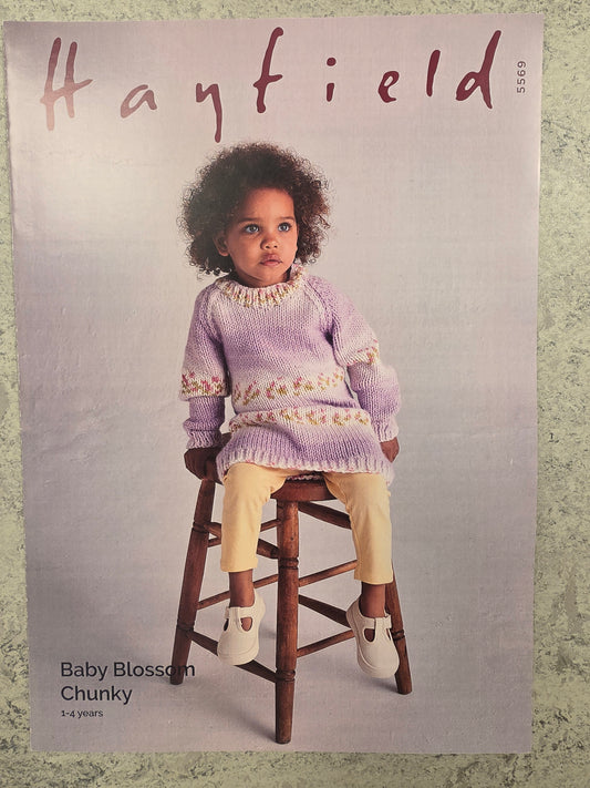 Hayfield Knitting Pattern 5569