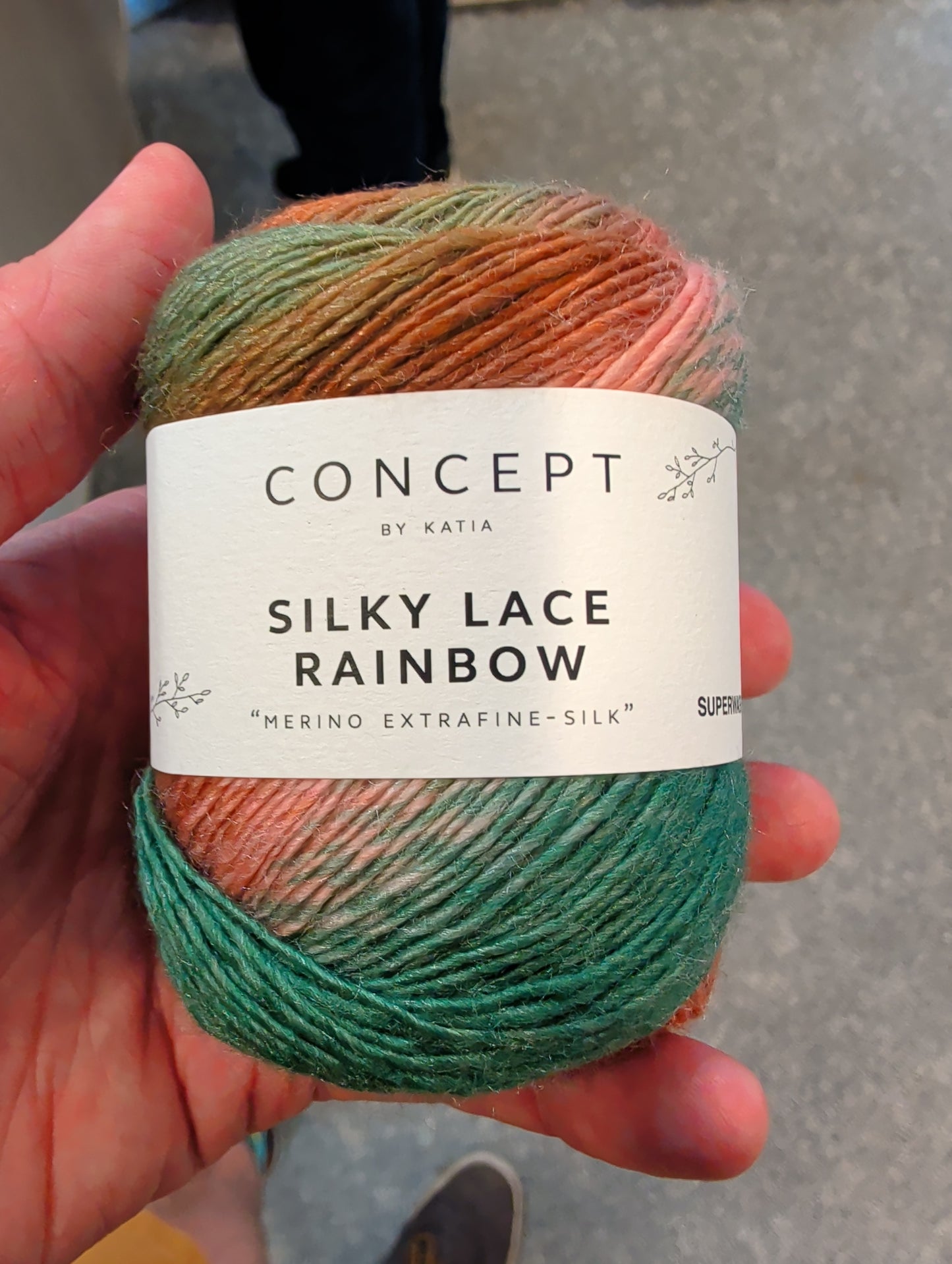 Katia Silky Lace Rainbow - 304