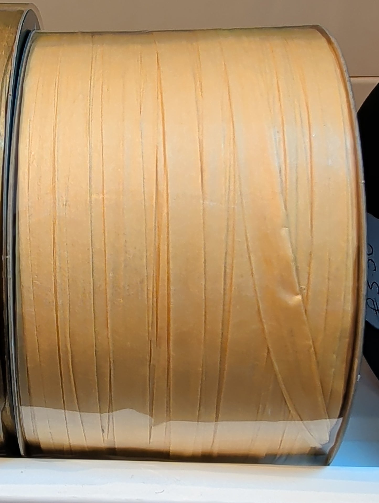 Natural raffia paper