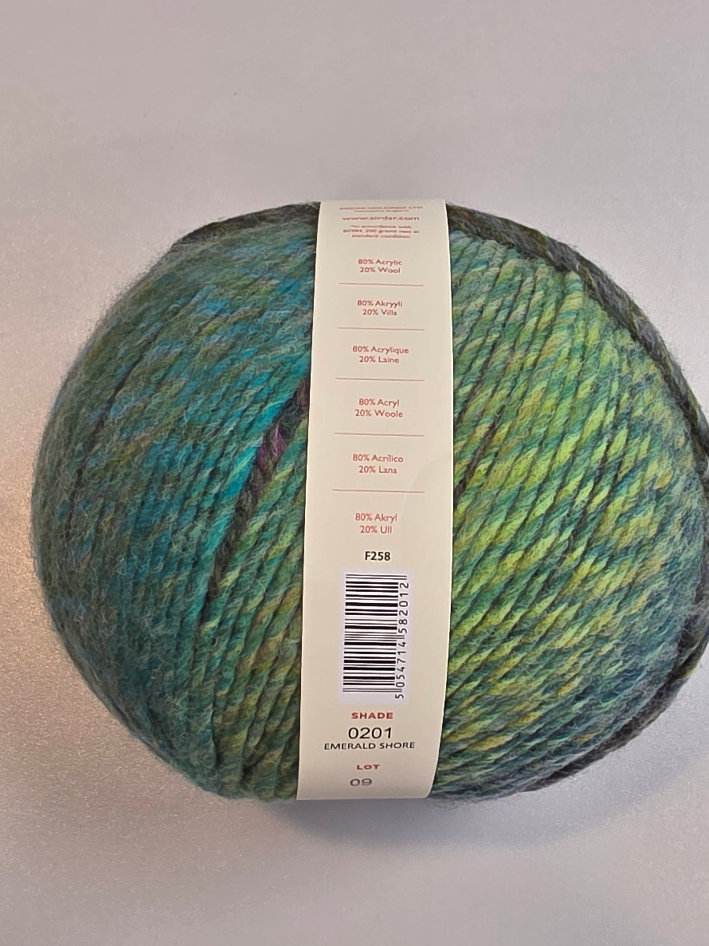 Sirdar yarn, wool blend - texture detail