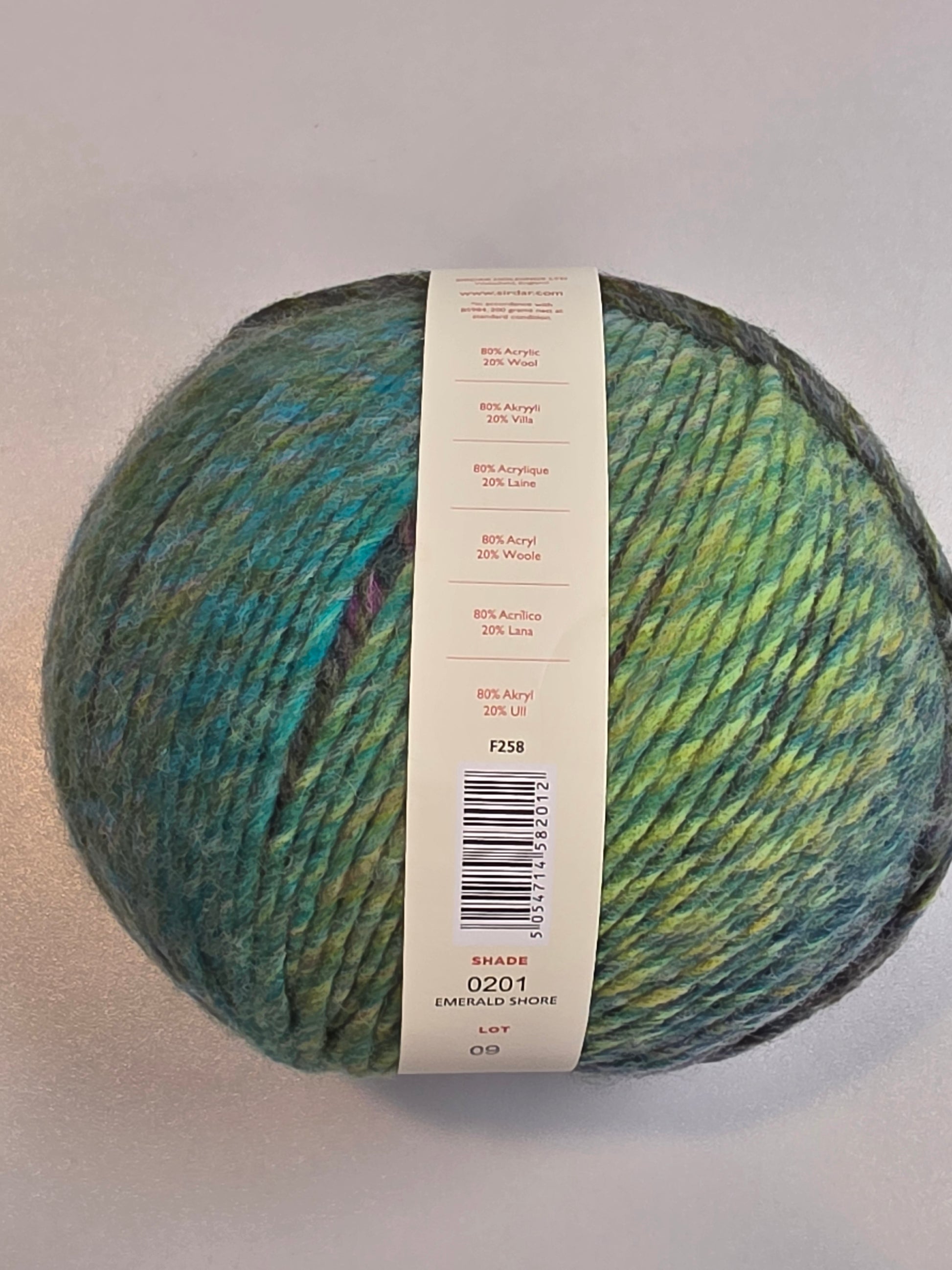 Sirdar yarn, wool blend - texture detail