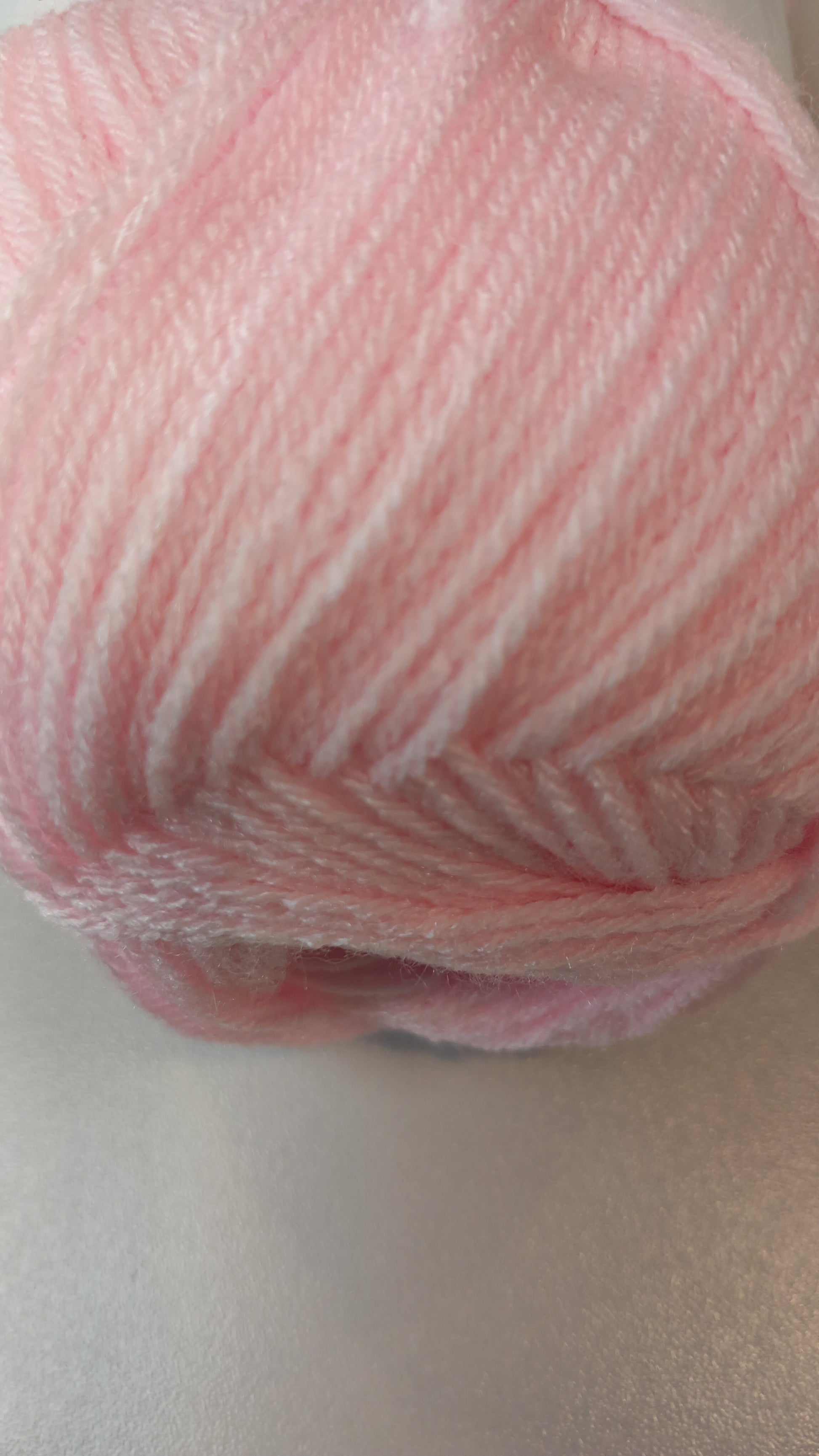 Stylecraft yarn in pink - texture detail