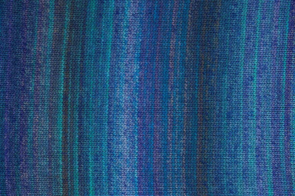 Sirdar yarn in turquoise - close up detail