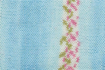 Knitting yarn in blue - label view