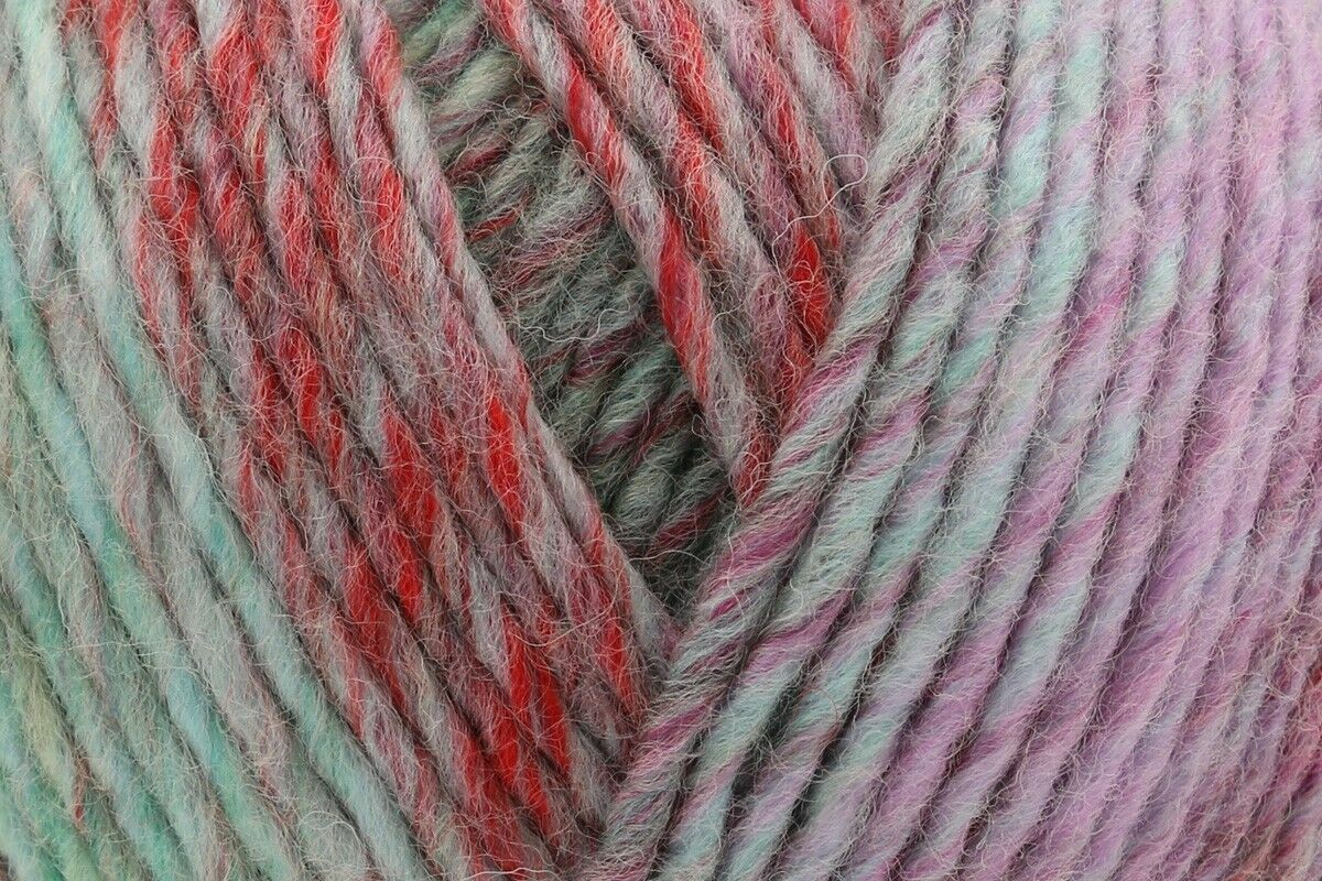 Sirdar yarn, wool blend