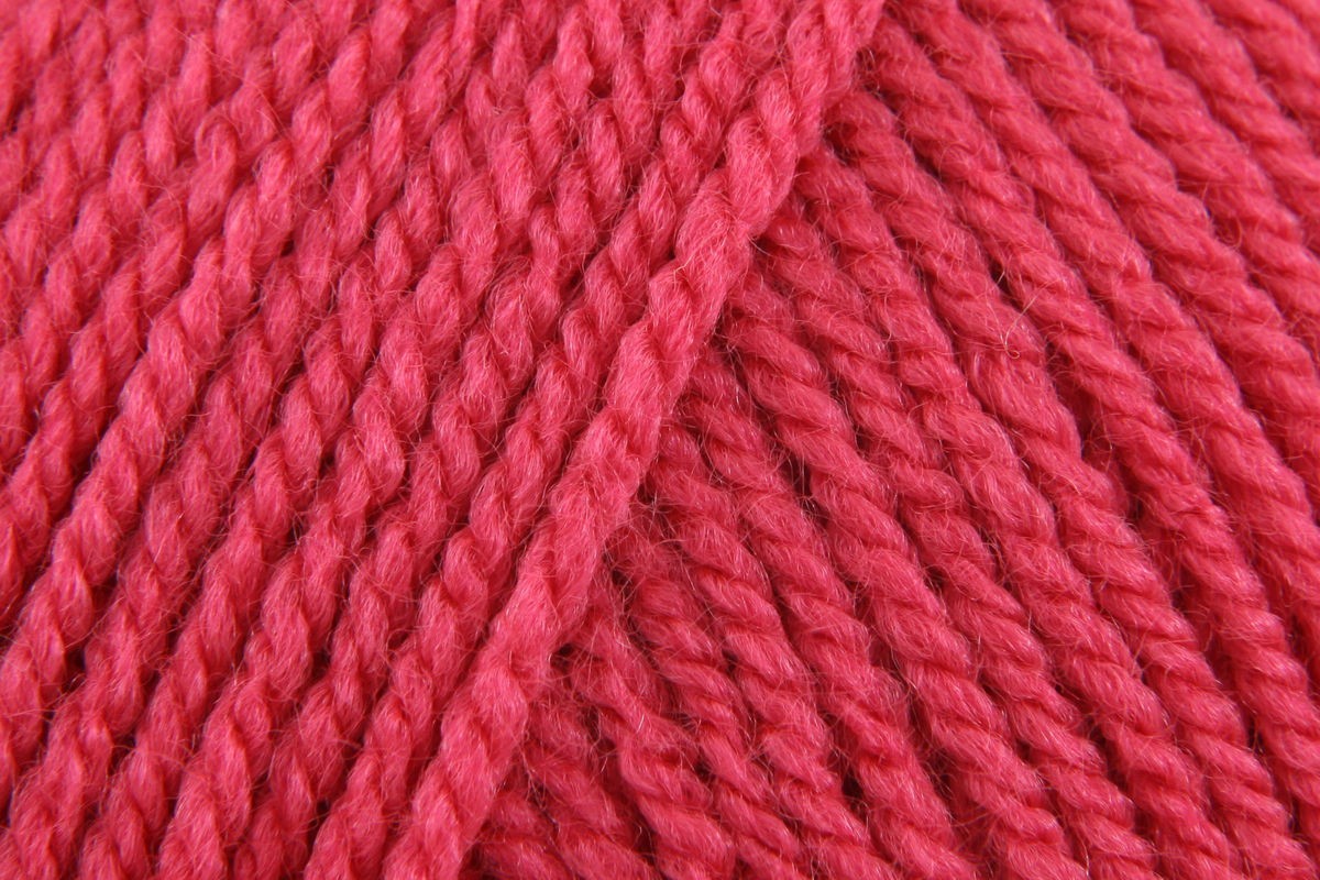 Stylecraft Special DK in Pomegranate — 100% Premium Acrylic, DK (Double Knitting), 100g